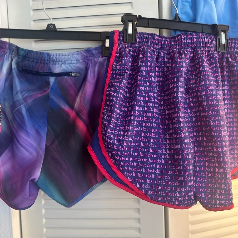 SET OF 4 Nike.Please look pictures//video for better description!!❣️😉 - Picture 8 of 12